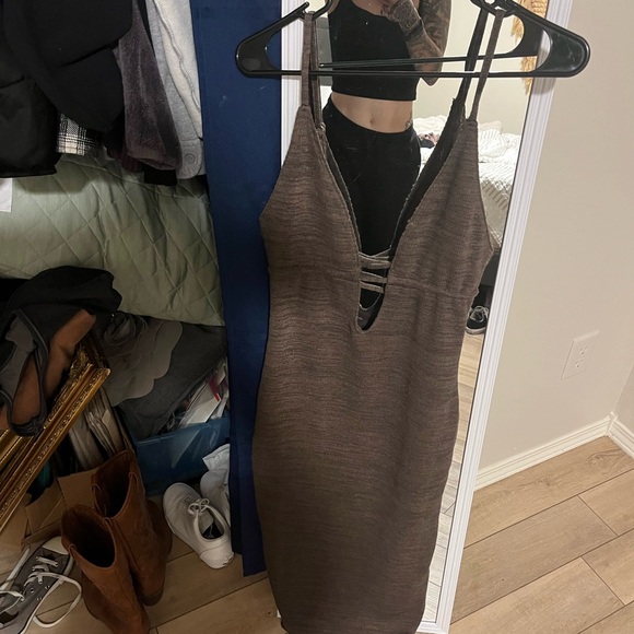 White fox- Change the game midi dress MEDIUM - Picture 6 of 7